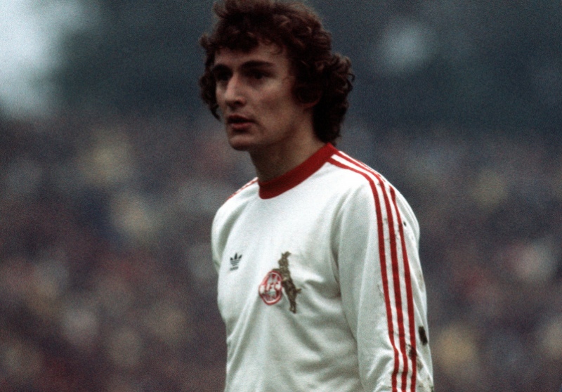 Dieter Muller chơi nổi bật ở hai mùa 1976–1977 và 1977–1978